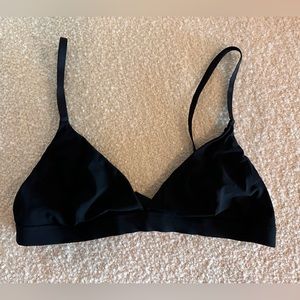 Aritzia Babaton Black Bralette Size M